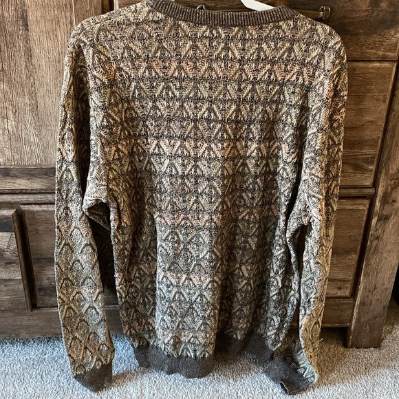 Brown Sweater - Picture 3 of 3